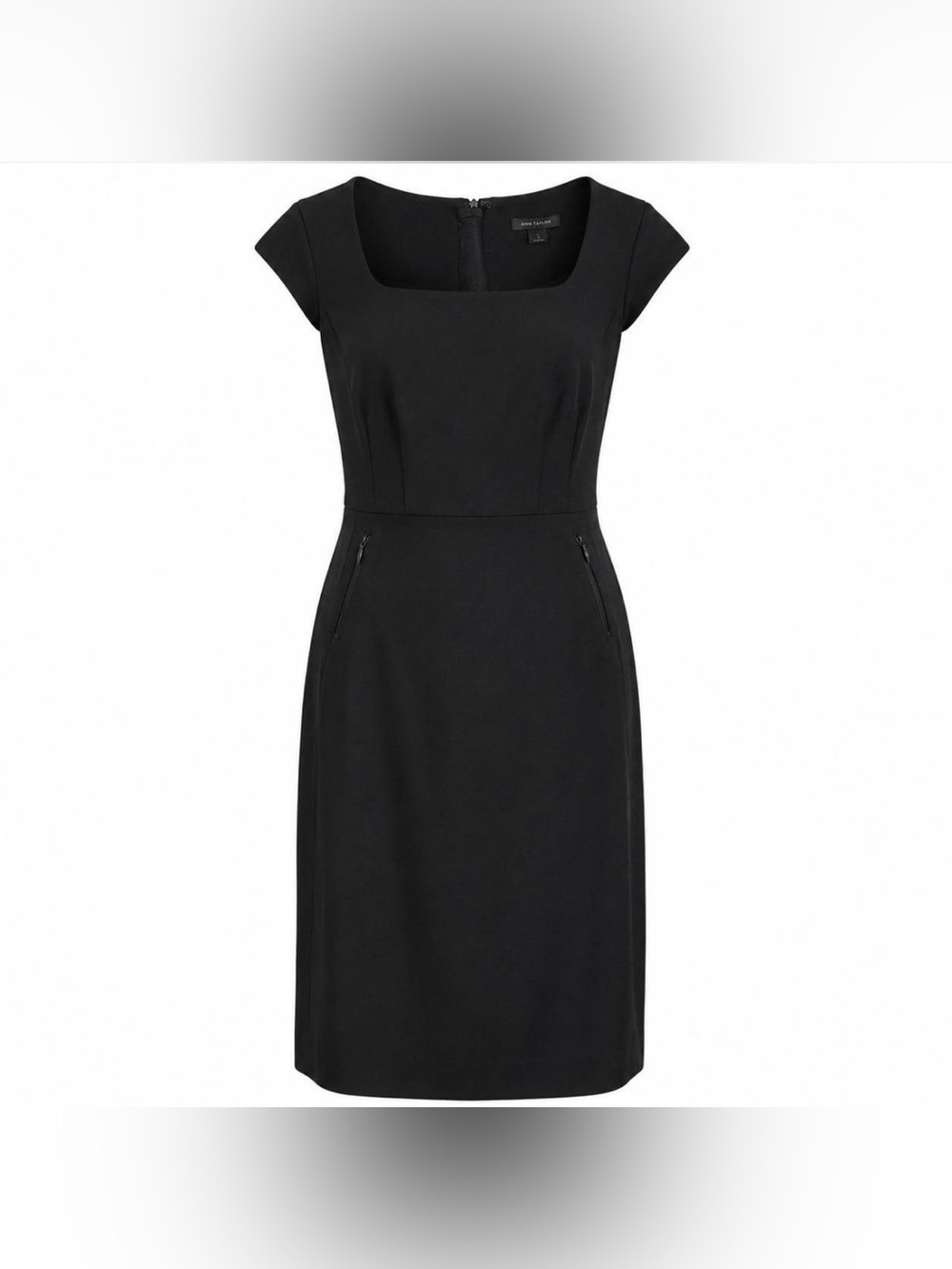 Ann Taylor The Scoop Neck Dress in Bi-Stretch, Black, Flattering, Slimming, sz 4